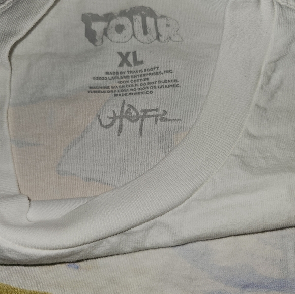 Travis Scott Utopia Tour Skitzo Circus Maximus Tee - Picture 2 of 3